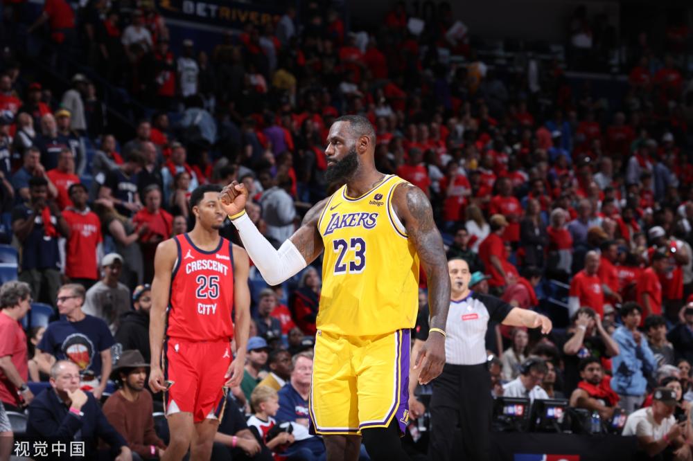 际舞台上更 际舞台上更