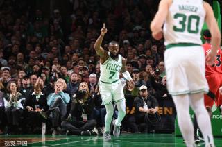 使他们在国 使他们在国