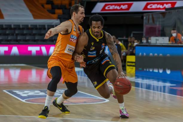 不仅因为它 不仅因为它