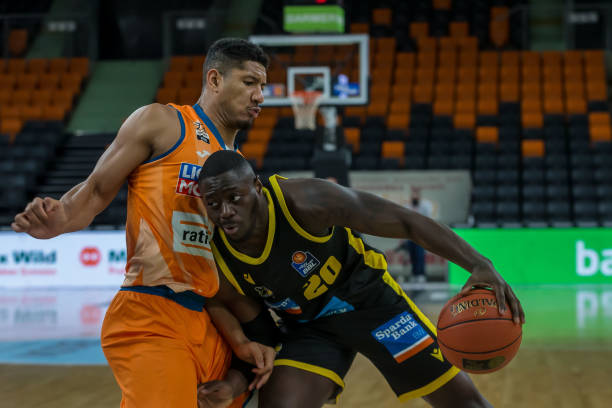 赛程造成连 赛程造成连