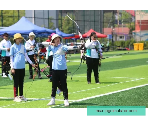 射箭杯赛：弓弦情缘，箭指靶心